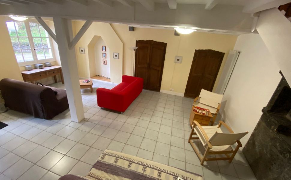 Charming property in mountain village 25 minutes from the ski slopes